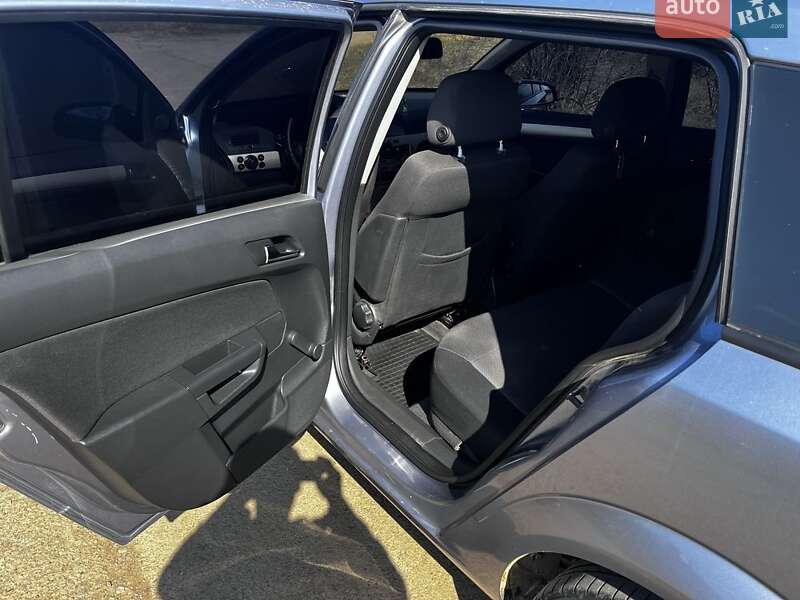 Универсал Opel Astra 2008 в Одессе