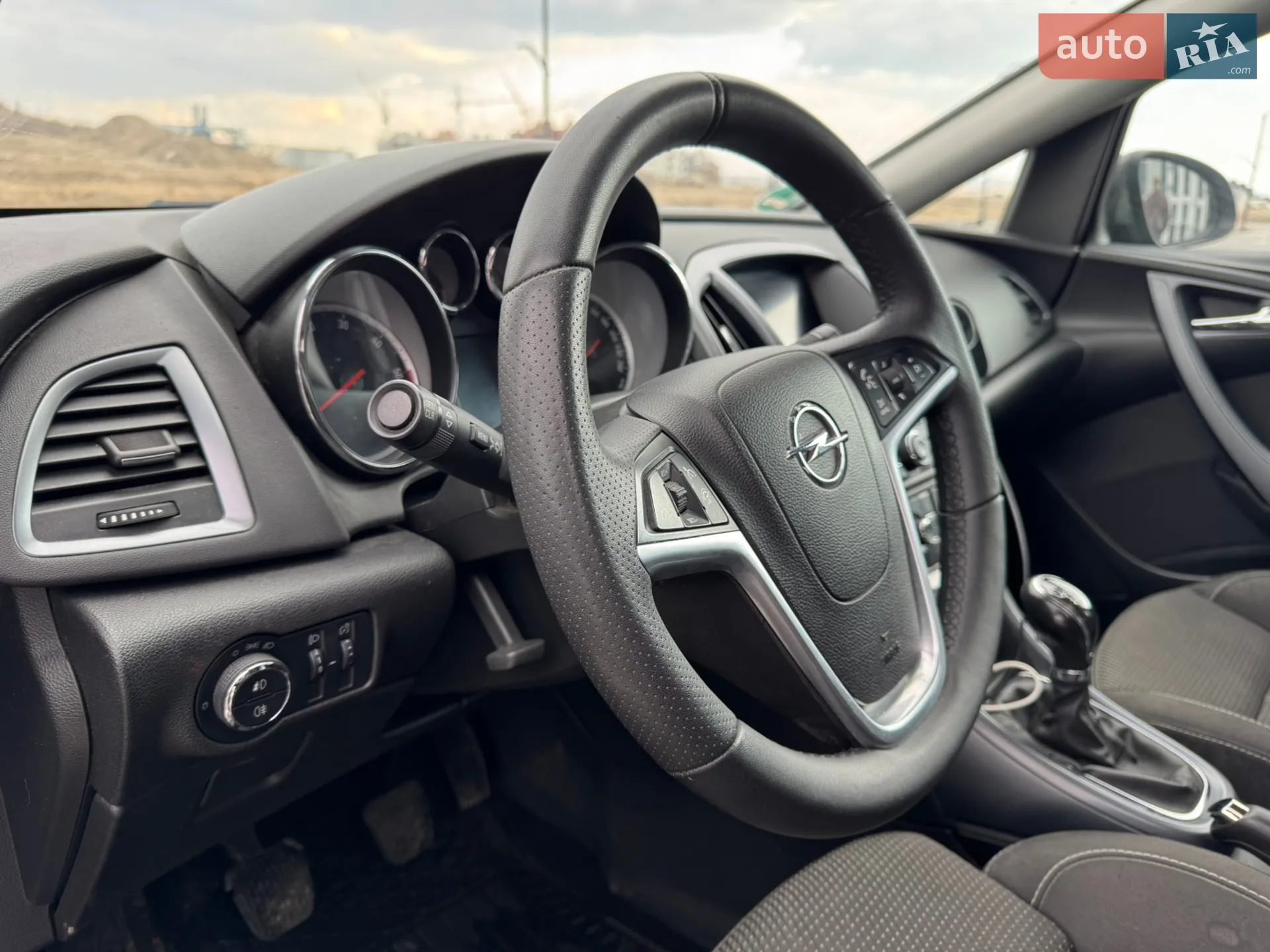 2013 Opel Astra - мініатюра 11
