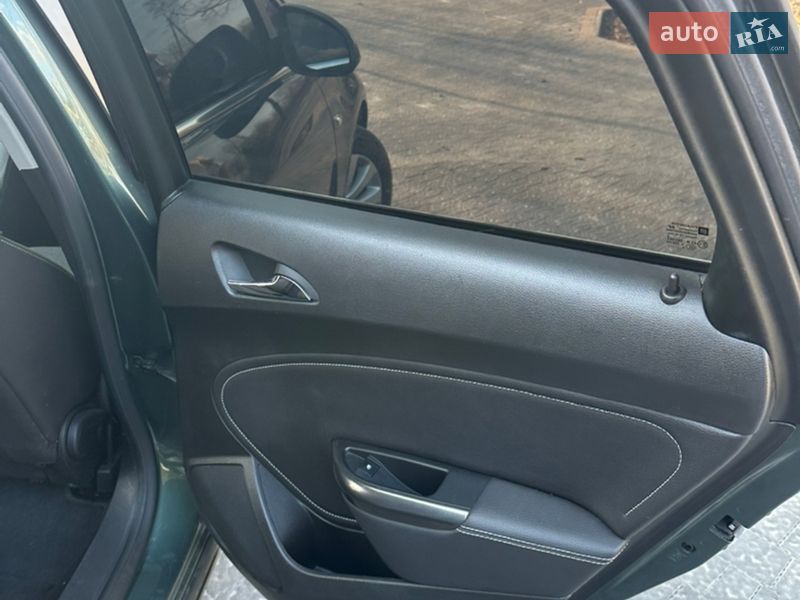 Хэтчбек Opel Astra 2009 в Ровно фото 14 Хэтчбек Opel Astra 2009 в Ровно