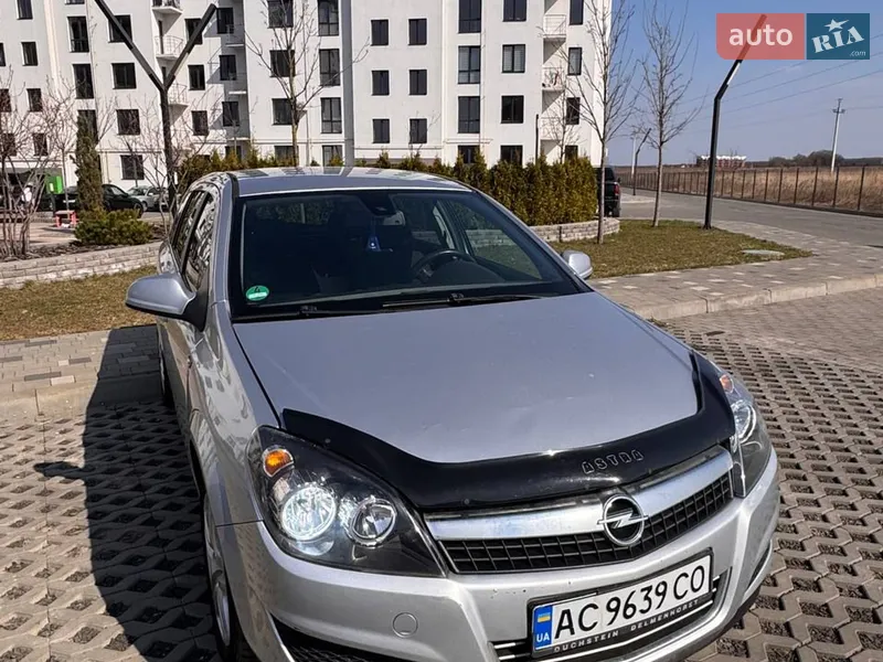 Opel Astra 2010