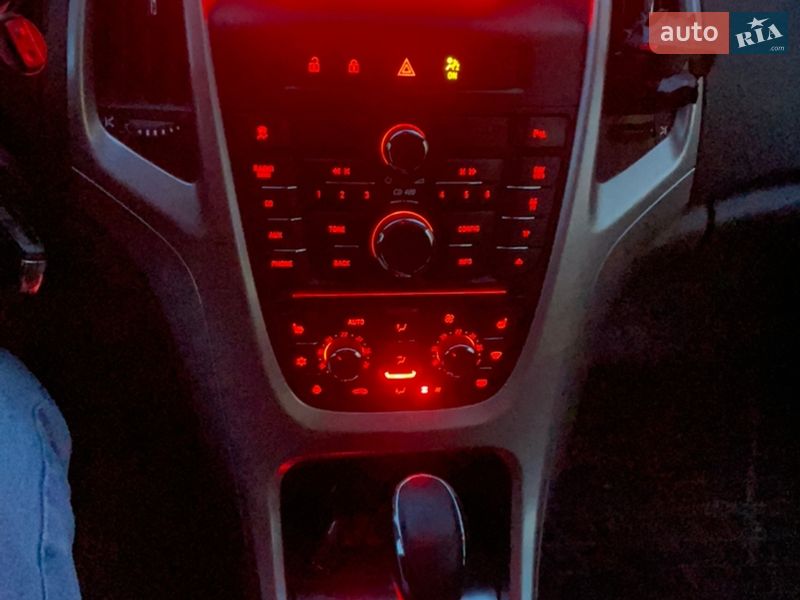 Хетчбек Opel Astra 2011 в Львові