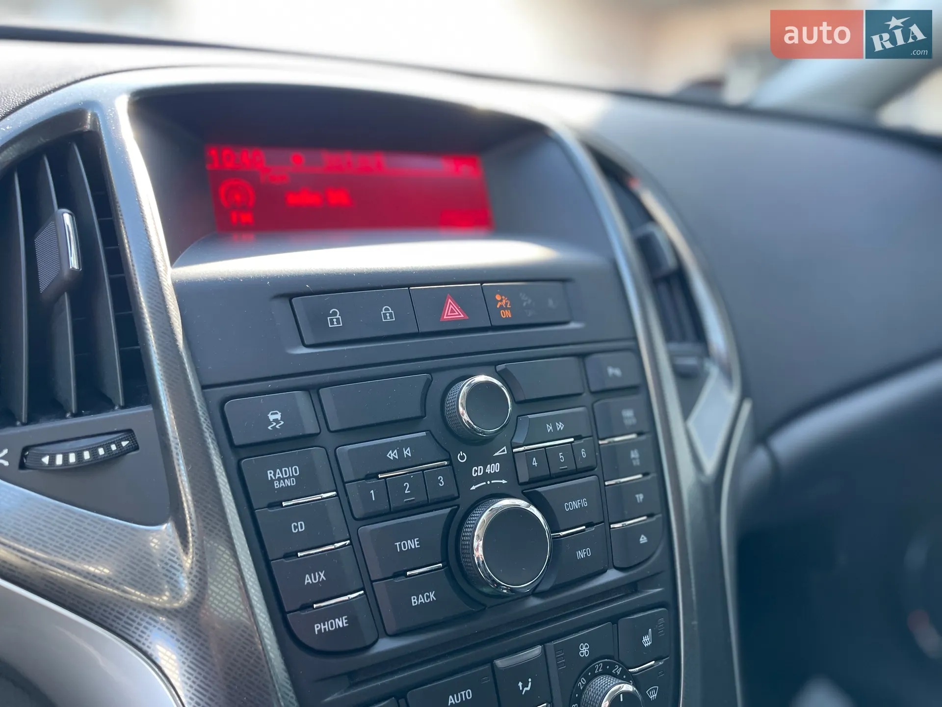 2011 Opel Astra - мініатюра 28