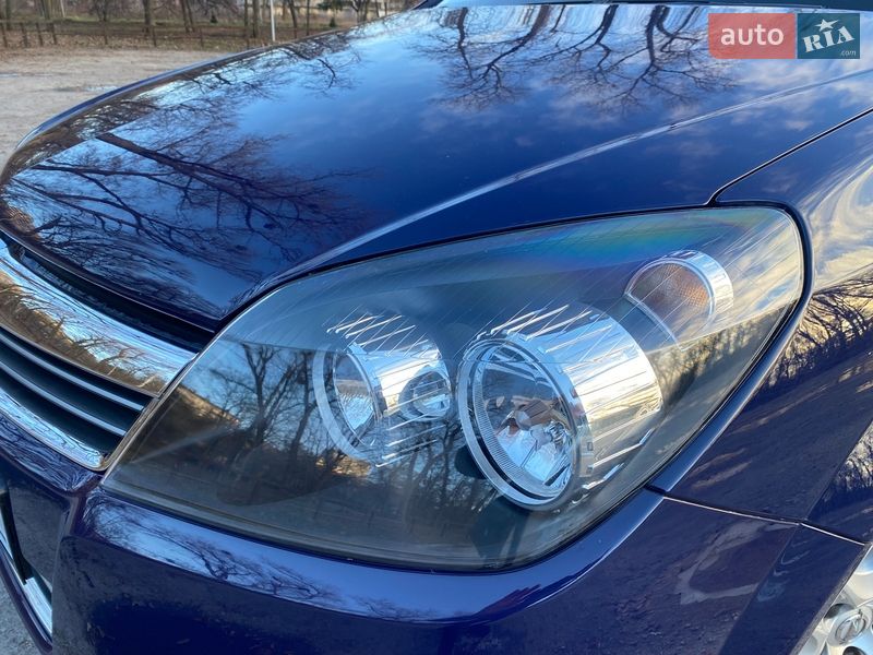 Универсал Opel Astra 2013 в Киеве фото 19 Универсал Opel Astra 2013 в Киеве