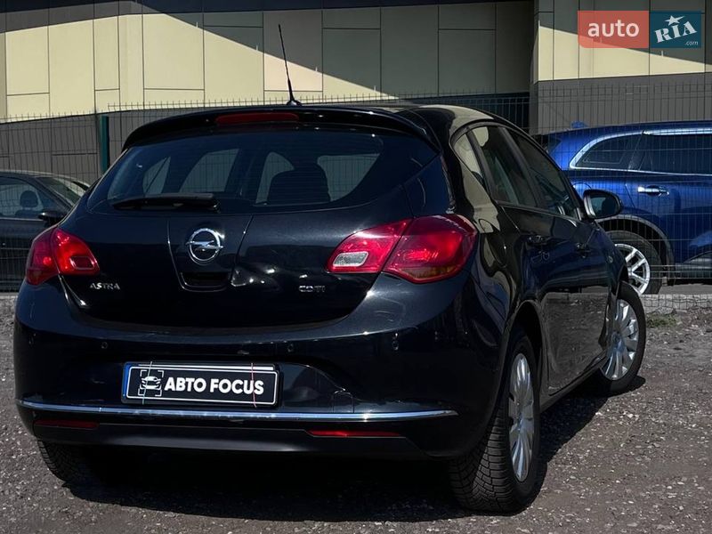 Хетчбек Opel Astra 2012 в Києві