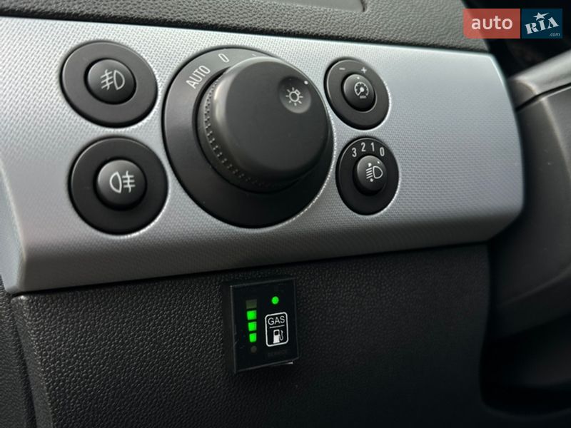 Хэтчбек Opel Astra 2006 в Луцке фото 14 Хэтчбек Opel Astra 2006 в Луцке