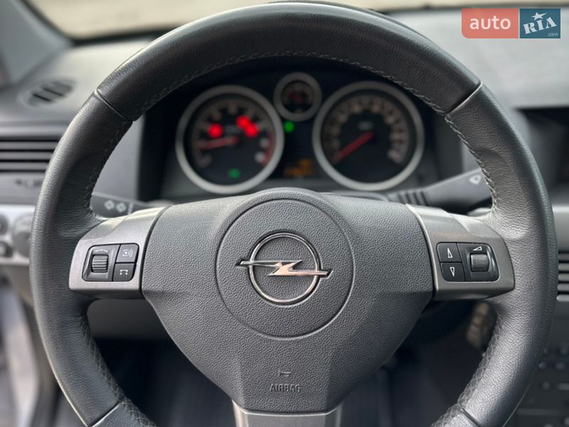 Хэтчбек Opel Astra 2006 в Луцке фото 16 Хэтчбек Opel Astra 2006 в Луцке