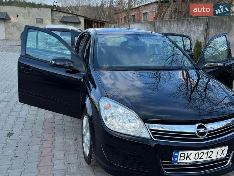 Хэтчбек Opel Astra 2008 в Костополе фото 37 Хэтчбек Opel Astra 2008 в Костополе