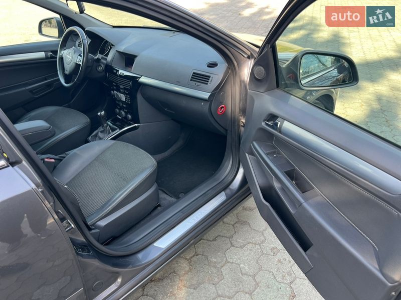 Хэтчбек Opel Astra 2009 в Дубно фото 23 Хэтчбек Opel Astra 2009 в Дубно