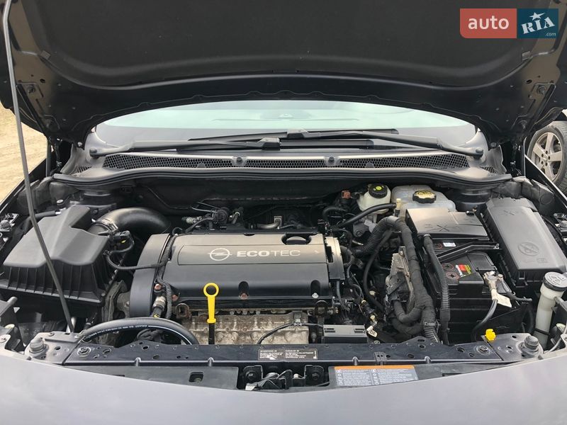 Хэтчбек Opel Astra 2010 в Перемышлянах