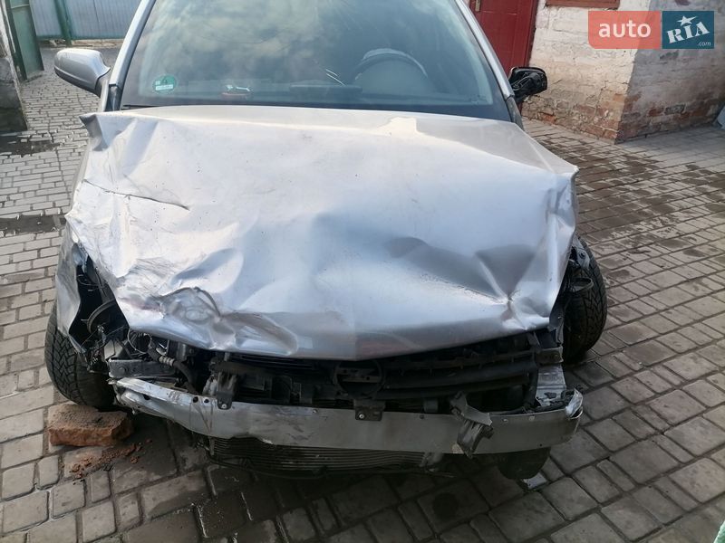 Универсал Opel Astra 2005 в Кривом Роге фото 4 Универсал Opel Astra 2005 в Кривом Роге