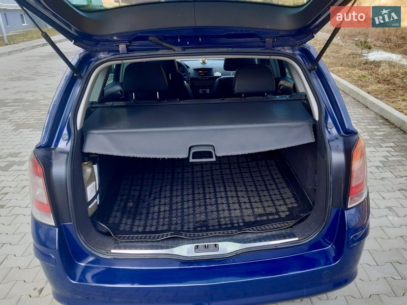 Универсал Opel Astra 2007 в Львове