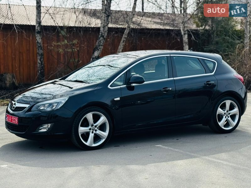 Хэтчбек Opel Astra 2010 в Здолбунове фото 5 Хэтчбек Opel Astra 2010 в Здолбунове