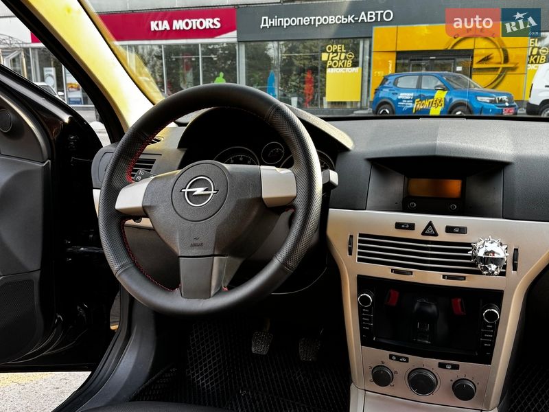 Седан Opel Astra 2007 в Днепре фото 15 Седан Opel Astra 2007 в Днепре