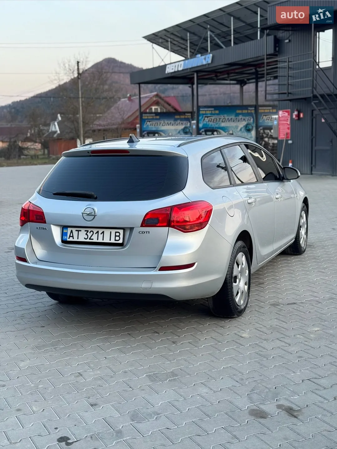 2011 Opel Astra - мініатюра 6