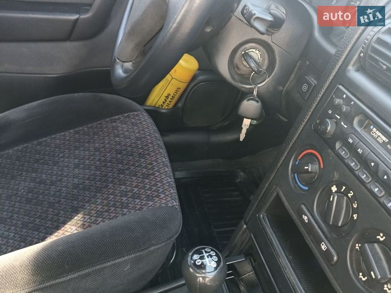 Седан Opel Astra 2002 в Черкассах фото 9 Седан Opel Astra 2002 в Черкассах