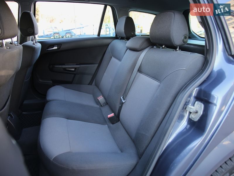 Универсал Opel Astra 2008 в Харькове