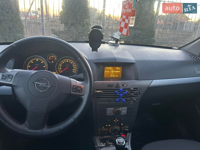 2005 Opel Astra, VIN W0L0AHL3555122150:plate — фото 1 (autoria)
