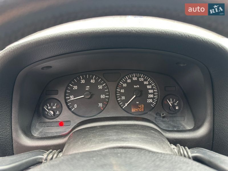 Седан Opel Astra 2007 в Чернигове