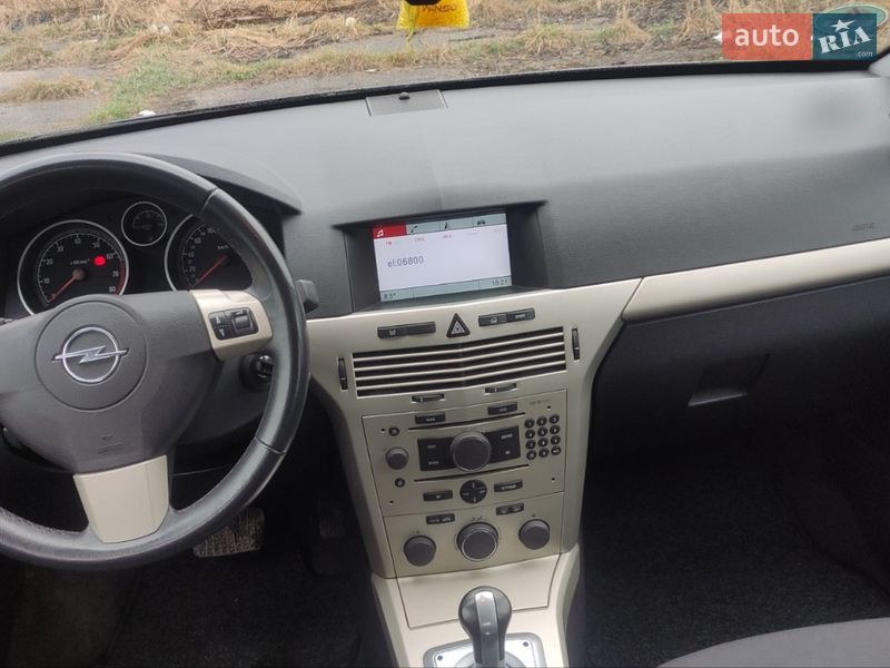 Хетчбек Opel Astra 2008 в Надвірній