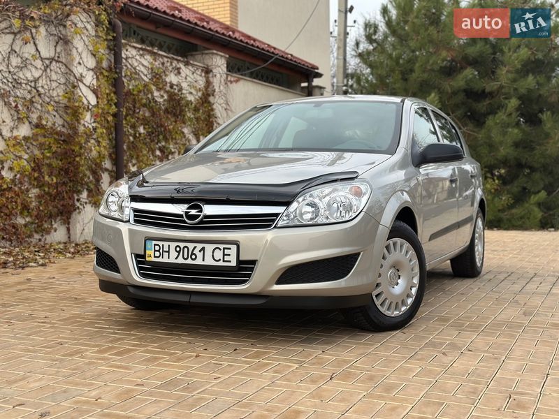 Opel Astra 2008 Opel Astra 2008