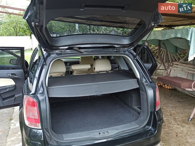 Універсал Opel Astra 2010 в Городенці фото 3 Універсал Opel Astra 2010 в Городенці
