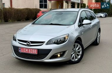 Универсал Opel Astra 2014 в Тернополе