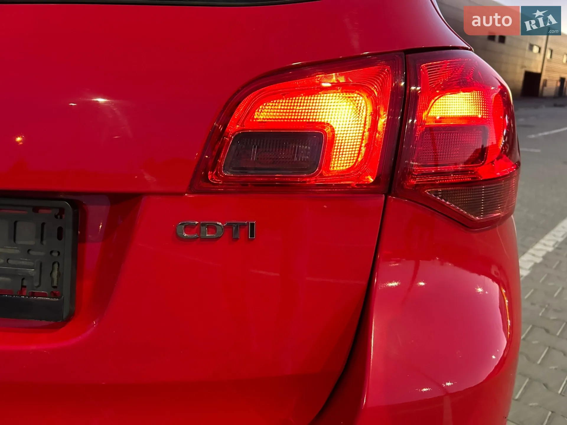 2011 Opel Astra - мініатюра 19