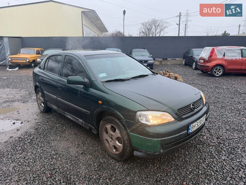 Хэтчбек Opel Astra 2000 в Одессе