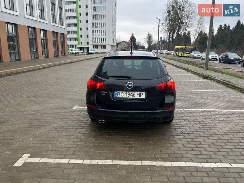 Универсал Opel Astra 2011 в Львове фото 3 Универсал Opel Astra 2011 в Львове
