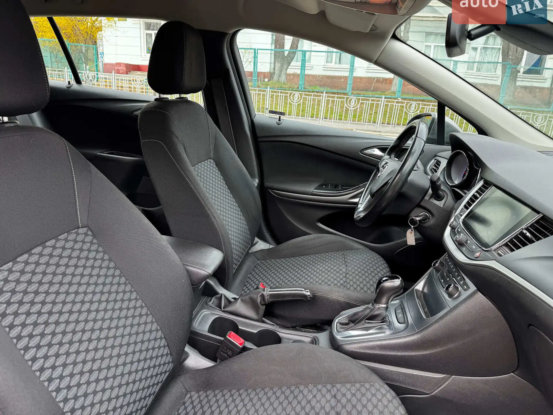 2017 Opel Astra - мініатюра 31