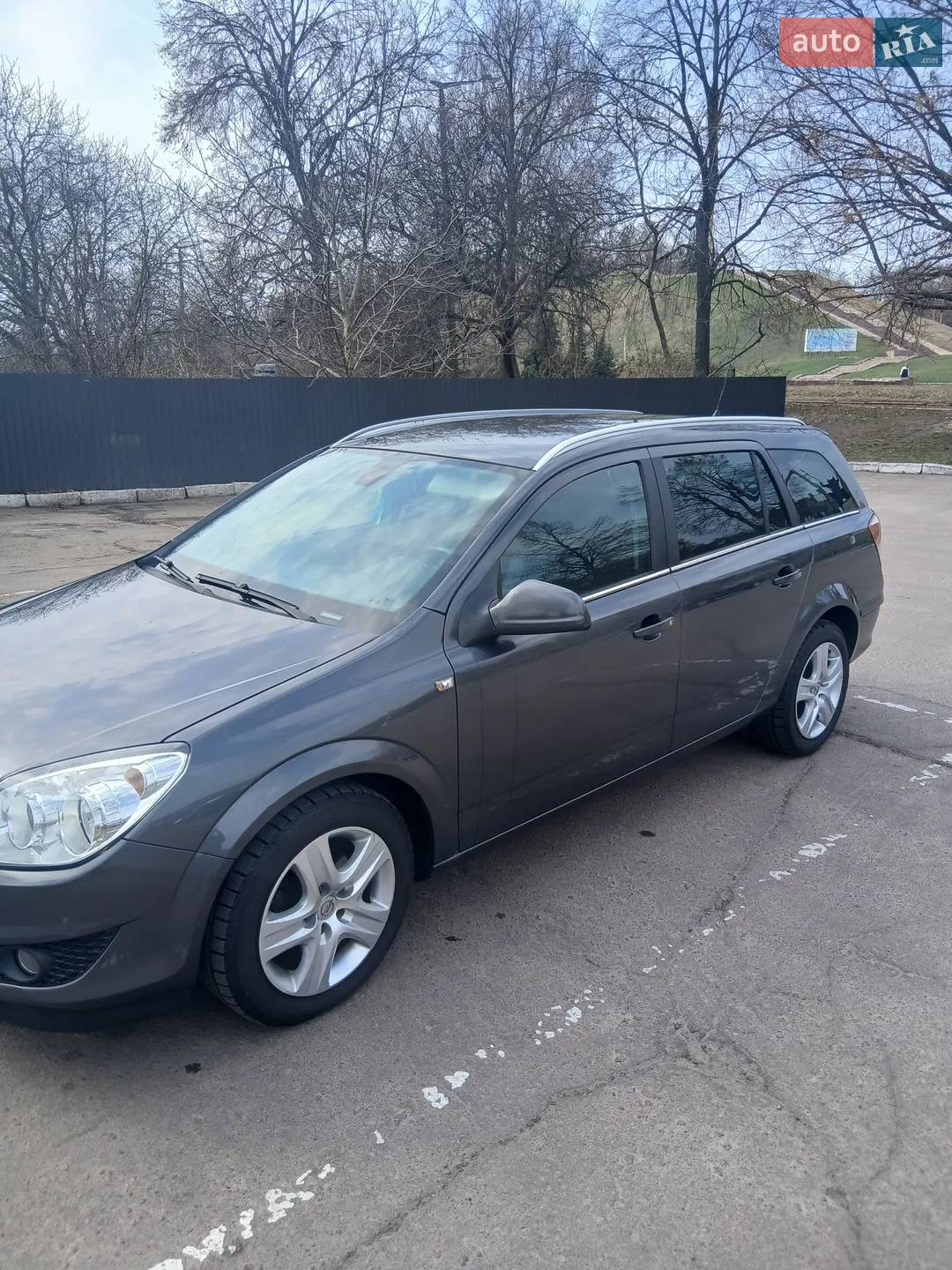 Opel Astra 2009 VIN W0L0AHL35A5019615 фото оголошення 2 з 7