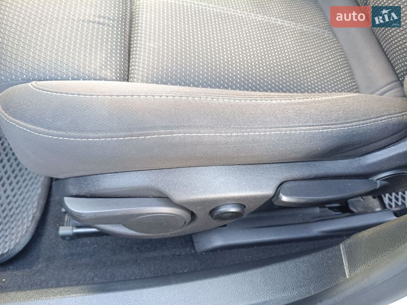 Універсал Opel Astra 2015 в Павлограді