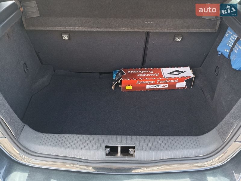 Хетчбек Opel Astra 2012 в Кам'янському
