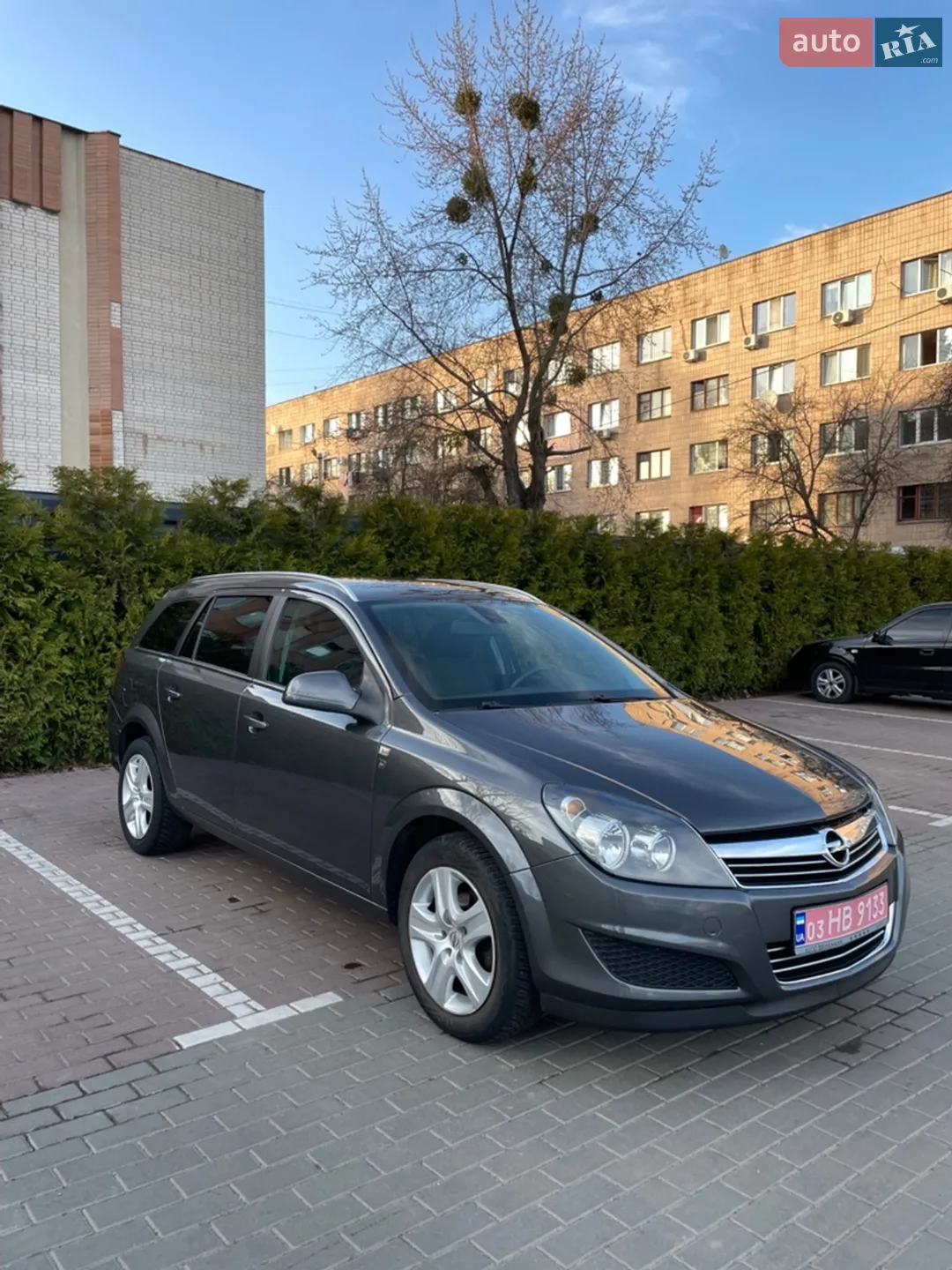 2010 Opel Astra - мініатюра 2