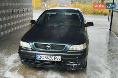 Седан Opel Astra 2005 в Сколе