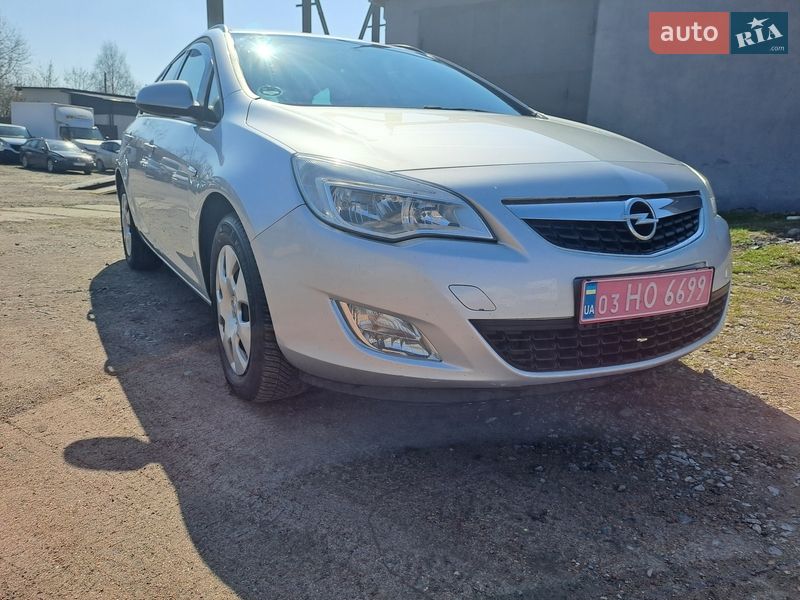Універсал Opel Astra 2011 в Нововолинську фото 14 Універсал Opel Astra 2011 в Нововолинську