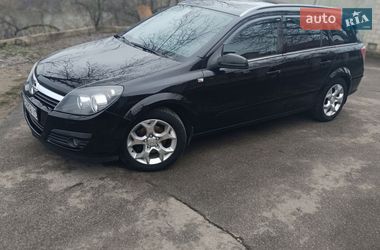 Універсал Opel Astra 2006 в Немирові