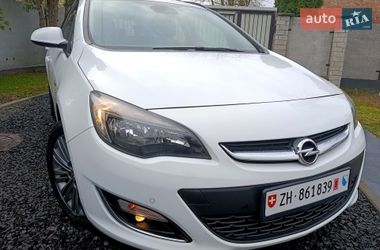 Універсал Opel Astra 2013 в Луцьку