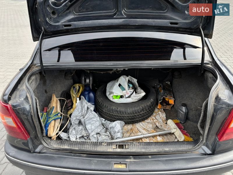 Седан Opel Astra 1994 в Вінниці