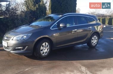 Универсал Opel Astra 2016 в Нововолынске