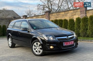 Универсал Opel Astra 2009 в Луцке