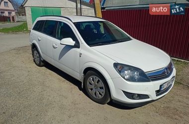 Универсал Opel Astra 2010 в Броварах