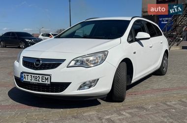 Универсал Opel Astra 2012 в Харькове