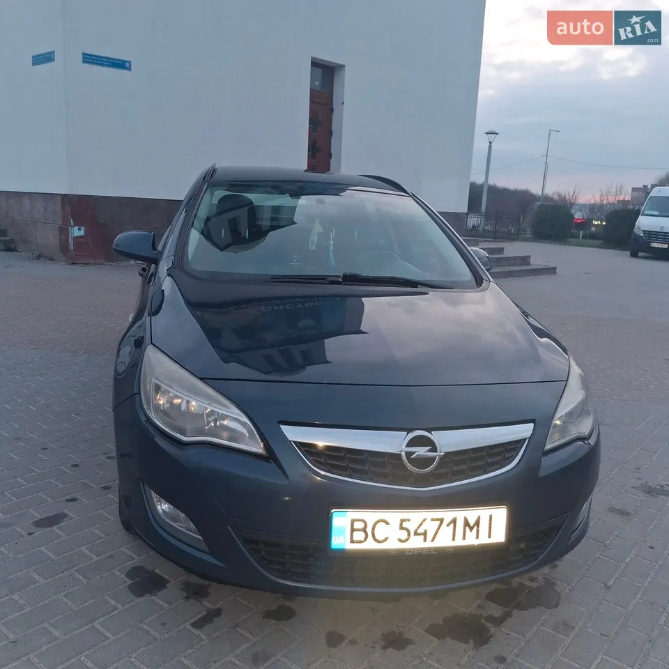 2011 Opel Astra - мініатюра 28