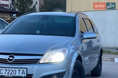 Универсал Opel Astra 2008 в Стрые