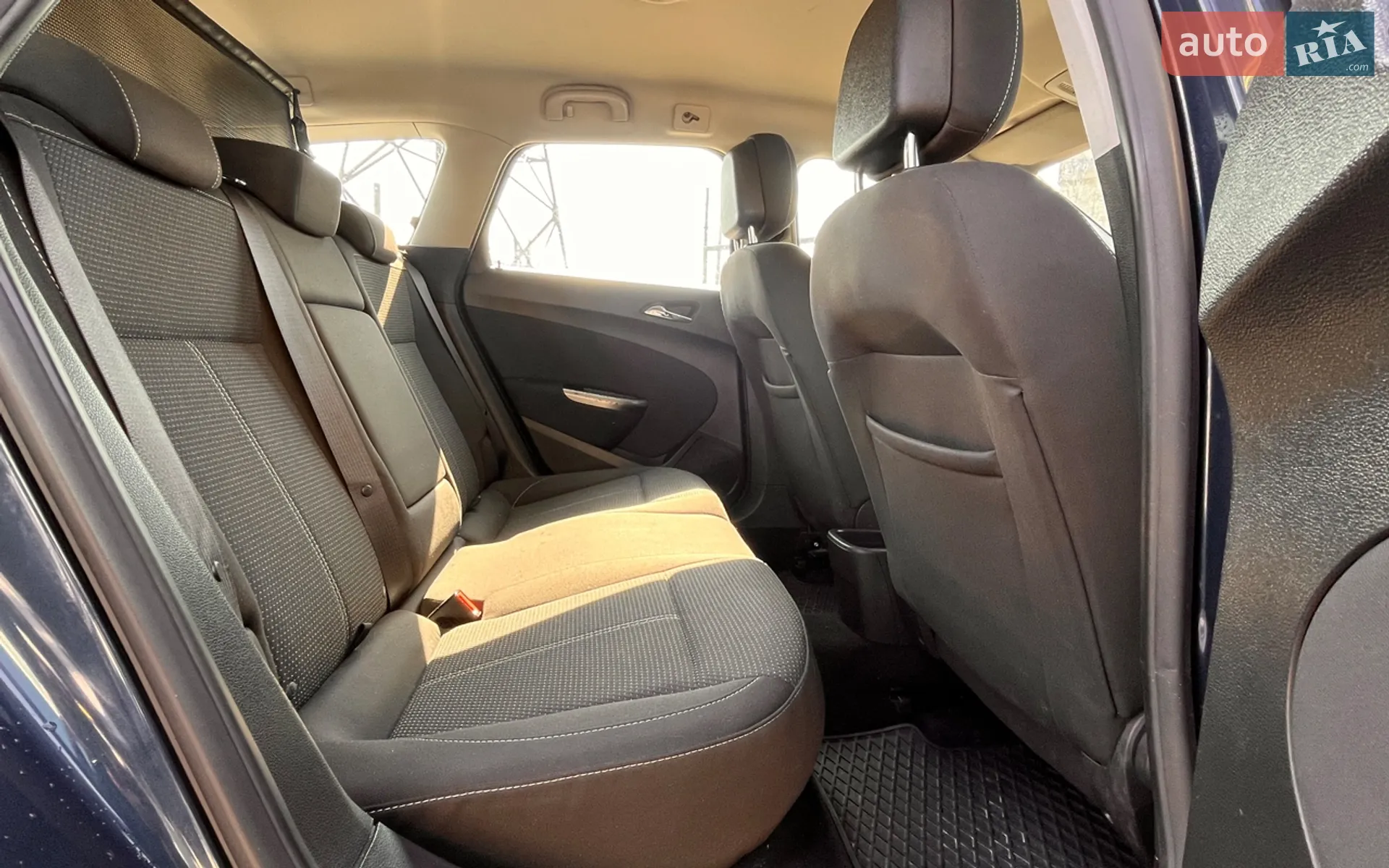 2012 Opel Astra - мініатюра 21