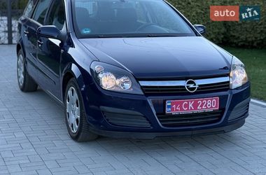 Универсал Opel Astra 2006 в Долине