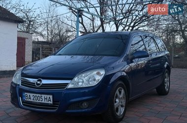 Універсал Opel Astra 2009 в Первомайську