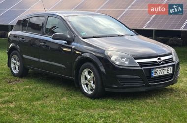 Хэтчбек Opel Astra 2006 в Костополе