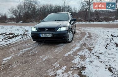 Седан Opel Astra 2006 в Кропивницком